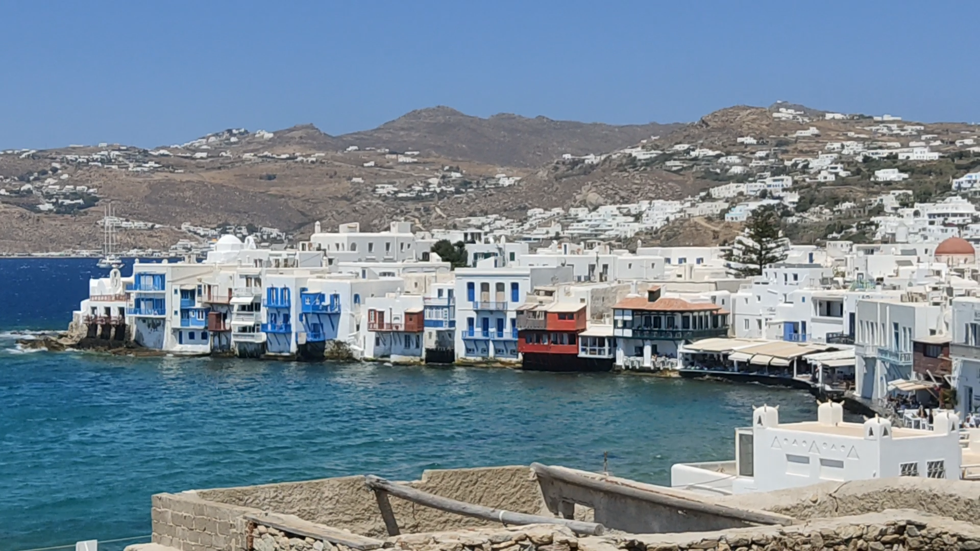 Καλοκαιρινή προβολή στα νησιά: Πώς να ξεχωρίσετε
